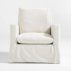 Ever Slipcovered Striped Nursery - obrazek 2